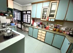 Blk 228 Bukit Batok Central (Bukit Batok), HDB 4 Rooms #521435361